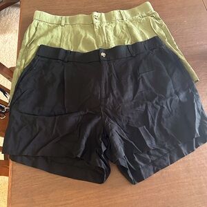 Stylish Black and Green Women's Shorts